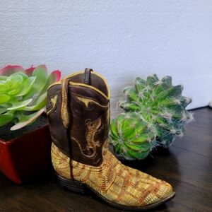 Western Style Cowboy Boot